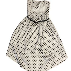 Women’s White House, Black market, cute polkadot, Hilow strapless dress size 00